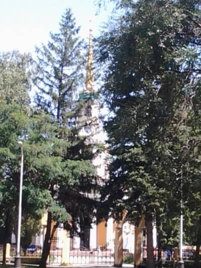 Екскурсія містом Дніпро, віртуальна подорож Україною, віртуальна подорож містами України, парк імені Глоби, театри Дніпра, Дніпровський національний академічний український музично-драматичний театр ім. Т. Шевченка, Історичний музей імені Яворницького, Спасо-Преображенський кафедральний собор Українська Православна Церква, скелясті береги Дніпра